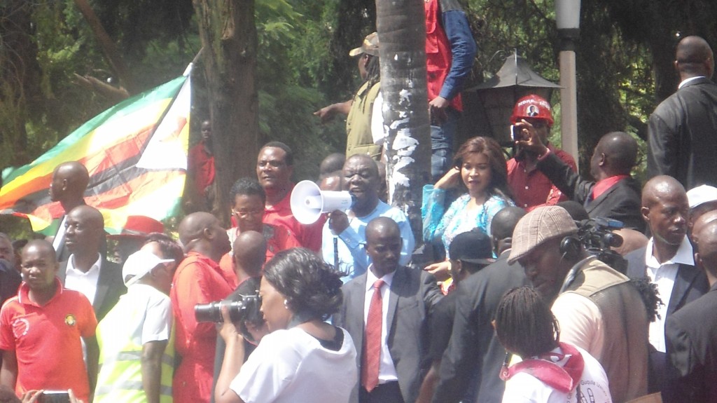 Heavy-armed-police presence-at-MDC-demonstration